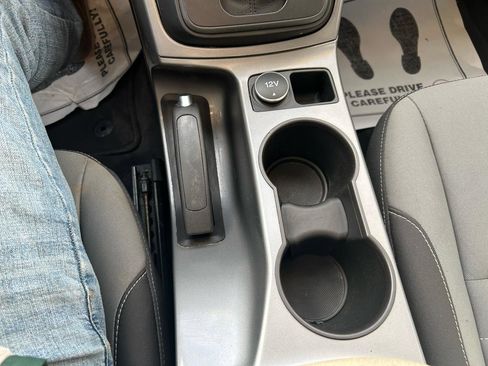 Used 2015 Ford Escape SE w/ Equipment Group 201A image 31