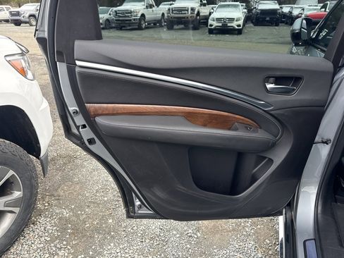 Used 2019 Acura MDX SH-AWD w/ Technology Package image 17