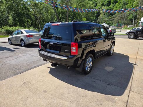 Used 2012 Jeep Patriot Limited w/ Sun/Sound Group AWD/4WD image 7