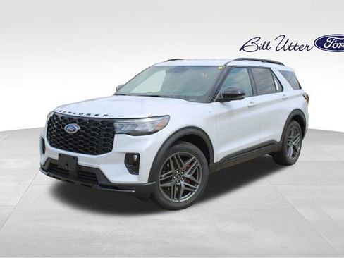 New 2026 Ford Explorer ST-Line w/ ST-Line Street Pack RWD image 1