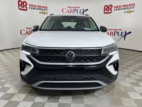 Used 2024 Volkswagen Taos S image 2