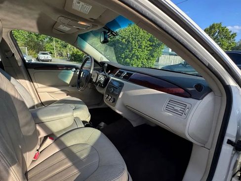 Used 2008 Buick Lucerne CX image 9