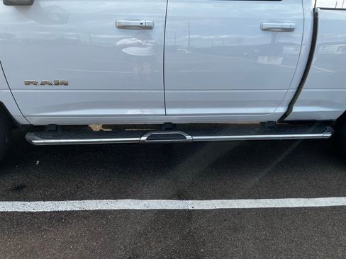 Used 2025 RAM 2500 Laramie AWD/4WD image 19