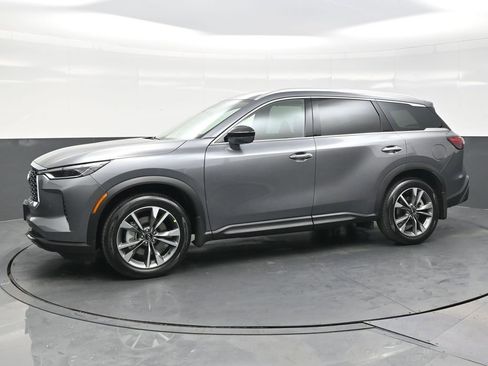 Used 2025 INFINITI QX60 Luxe AWD/4WD image 3