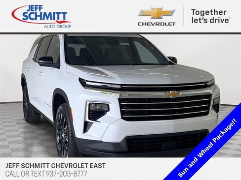 New 2026 Chevrolet Traverse LT w/ Sun and Wheel Package image 1