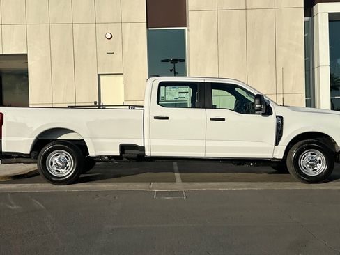 New 2026 Ford F250 XL w/ XL Chrome Package image 2