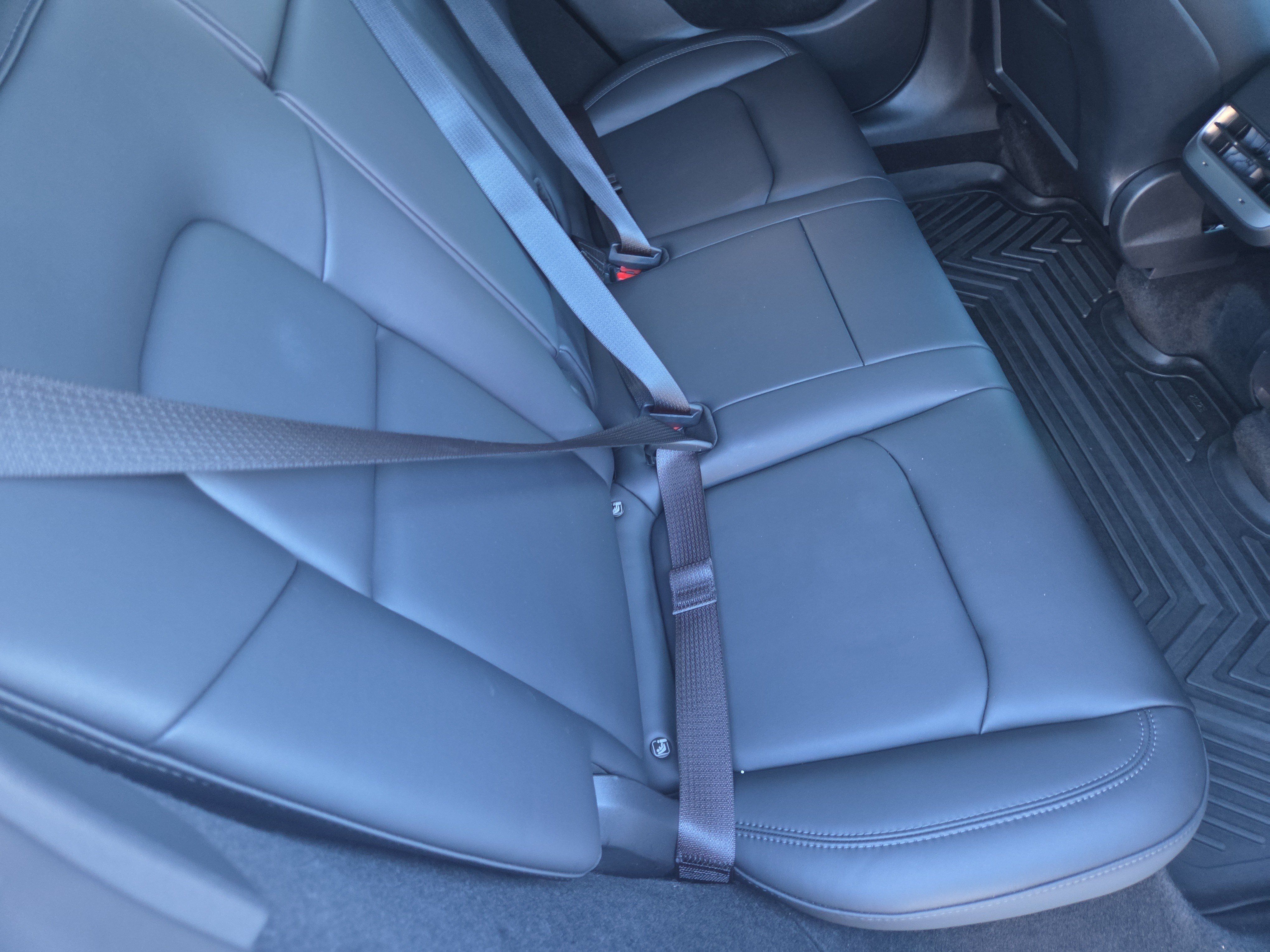Used 2023 Tesla Model Y AWD image 21