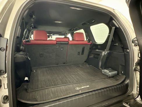 Used 2022 Lexus GX 460 Premium w/ Premium Plus Package AWD/4WD image 31