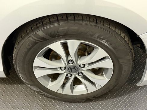 Used 2014 Honda Accord LX image 17