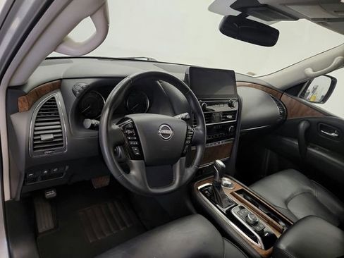 Used 2024 Nissan Armada SL image 17