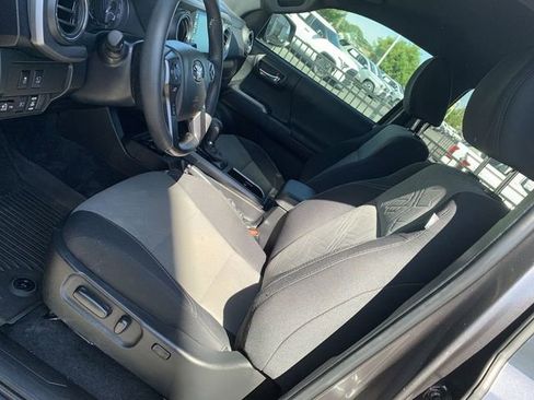 Used 2023 Toyota Tacoma TRD Sport w/ Advanced Technology Package AWD/4WD image 18