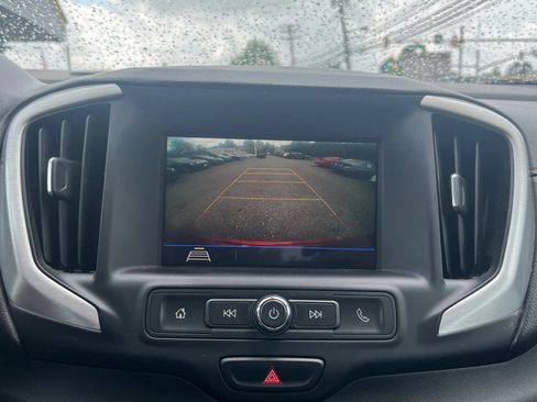 Used 2018 GMC Terrain SLE w/ Driver Convenience Package image 23