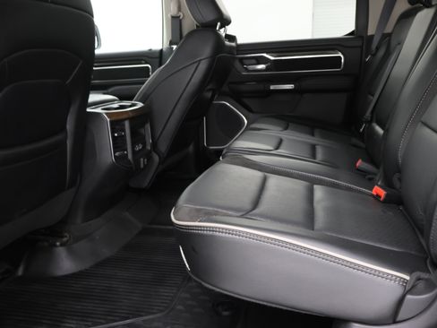 Used 2022 RAM 1500 Laramie AWD/4WD image 34