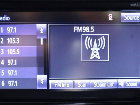 Used 2016 Toyota Corolla L FWD image 15