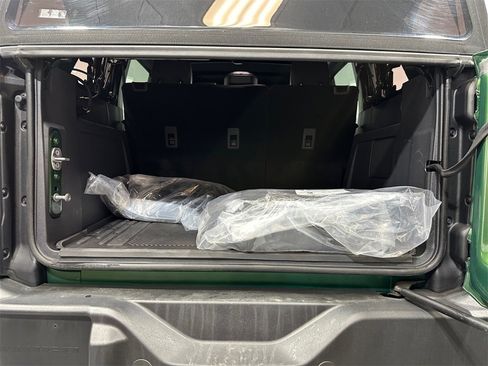 Used 2024 Ford Bronco Wildtrak image 15