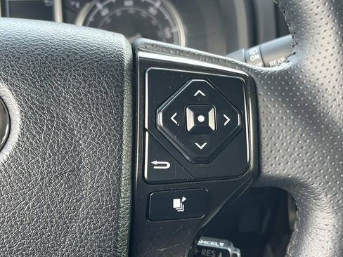 Used 2024 Toyota 4Runner TRD Off-Road image 27