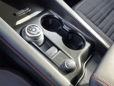 Used 2025 Ford Explorer ST-Line image 24