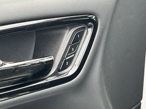 Used 2025 Dodge Durango R/T image 18