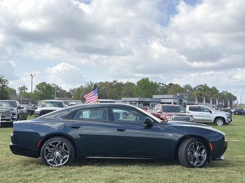 New 2026 Dodge Charger R/T AWD/4WD image 5
