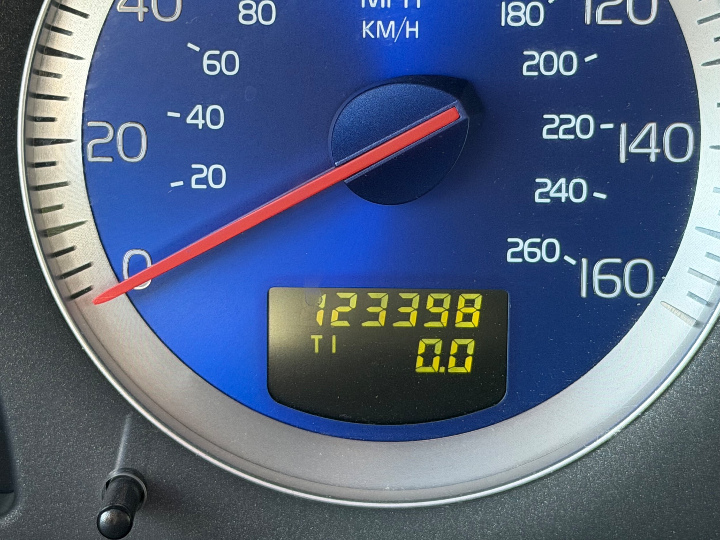 Used 2009 Volvo XC90 V8 R-Design AWD/4WD image 15
