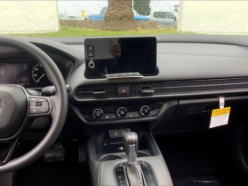 New 2026 Honda HR-V LX image 7