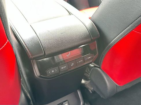 Used 2023 Toyota Highlander XSE AWD/4WD image 33