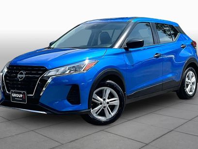 Used 2023 Nissan Kicks S
