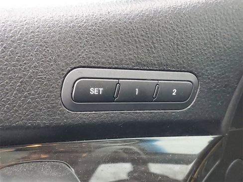 Used 2012 Kia Sorento SX w/ SX Premium Pkg image 16