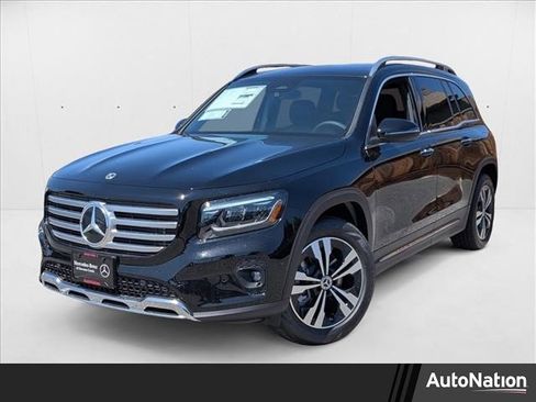 New 2025 Mercedes-Benz GLB 250 image 1