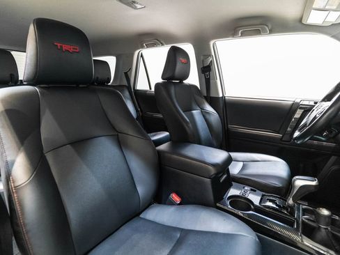 Certified 2024 Toyota 4Runner TRD Off-Road Premium image 16