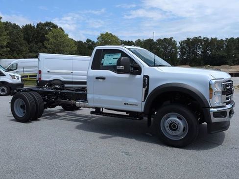 New 2025 Ford F600 4x4 Regular Cab Super Duty w/ XL Chrome Package image 2