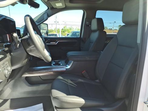 New 2026 Chevrolet Silverado 2500 LTZ w/ LTZ Premium Package image 13