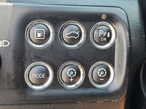 Used 2014 Maserati GranTurismo MC RWD image 24