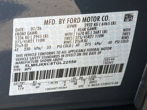 New 2026 Lincoln Aviator AWD w/ Jet Appearance Package image 33