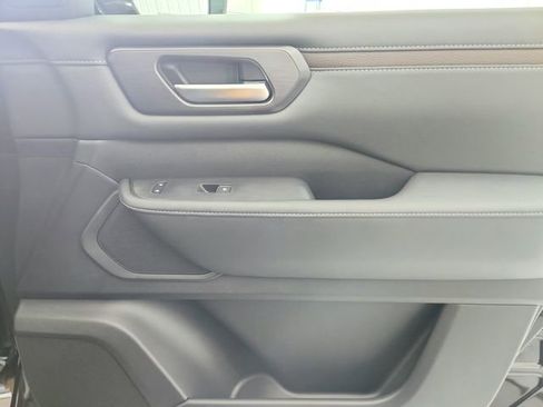 New 2026 Nissan Armada SL w/ Captain's Chari Seat Package image 50