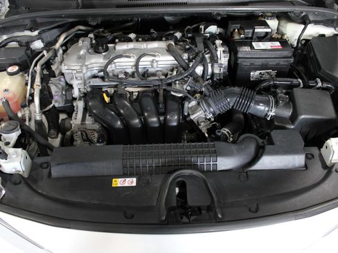 Used 2020 Toyota Corolla LE FWD image 31
