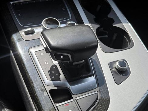 Used 2019 Audi Q7 2.0T Premium w/ Convenience Package AWD/4WD image 31