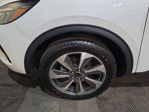 Used 2024 Ford Escape Platinum AWD/4WD image 18