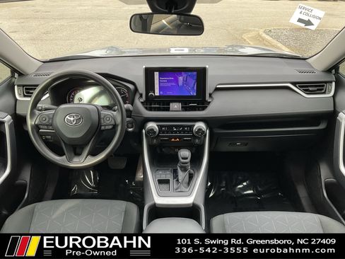 Used 2024 Toyota RAV4 XLE image 16