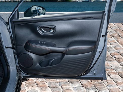 Certified 2024 Honda HR-V Sport image 12