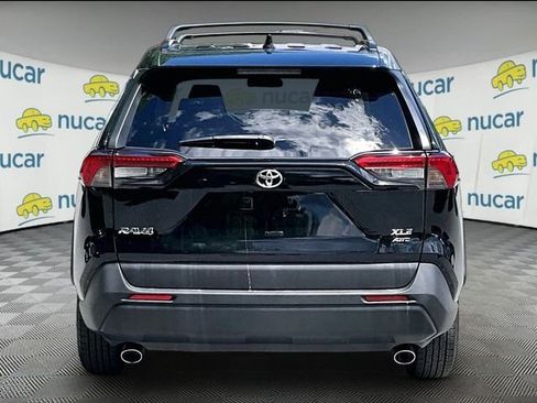 Used 2020 Toyota RAV4 XLE w/ Convenience Package AWD/4WD image 4