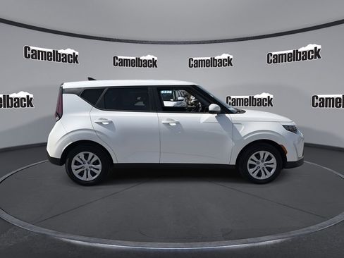 Certified 2024 Kia Soul LX FWD image 8
