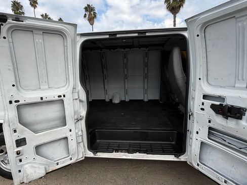 Used 2019 Chevrolet Express 2500 Extended w/ Driver Convenience Package RWD image 14