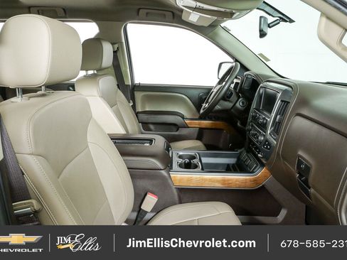 Certified 2017 Chevrolet Silverado 1500 LTZ w/ High Desert Package AWD/4WD image 22