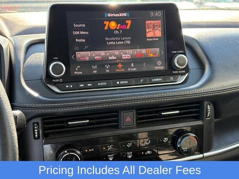 Used 2021 Nissan Rogue S AWD/4WD image 12