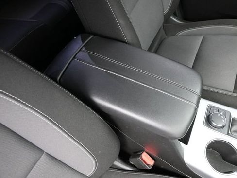 Used 2024 Chevrolet Blazer LT w/ Convenience Package FWD image 34