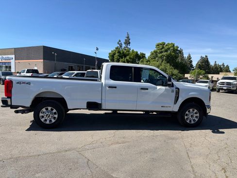 Used 2024 Ford F350 XLT image 6