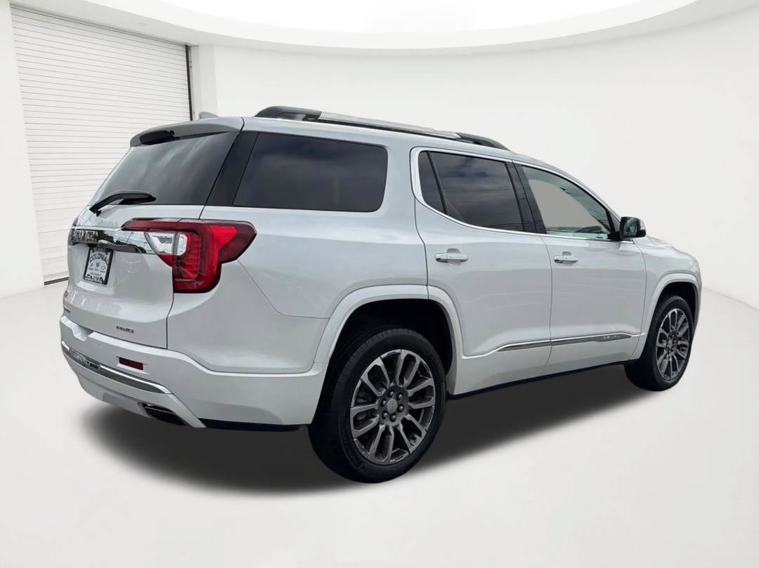 Used 2022 GMC Acadia Denali AWD/4WD image 5