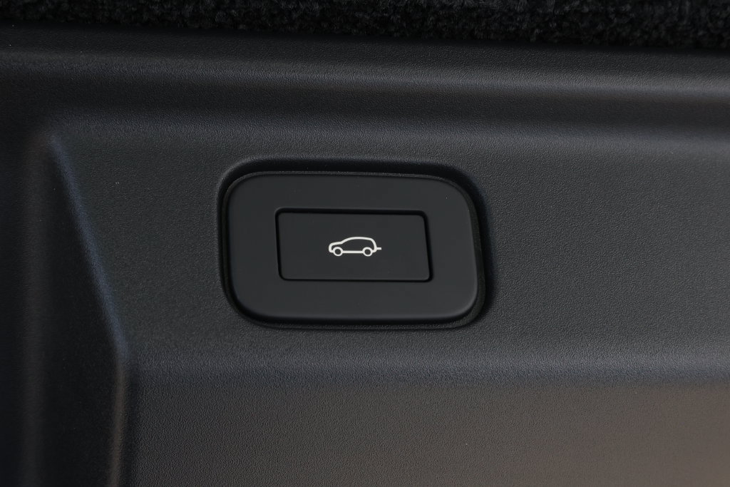 New 2026 Land Rover Range Rover SE AWD/4WD image 32