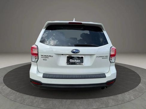 Used 2017 Subaru Forester 2.5i Premium AWD/4WD image 6